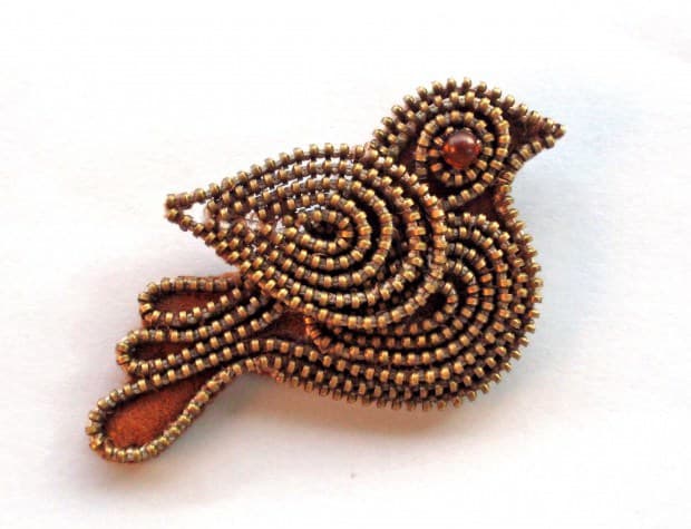 broche-con-cremallera