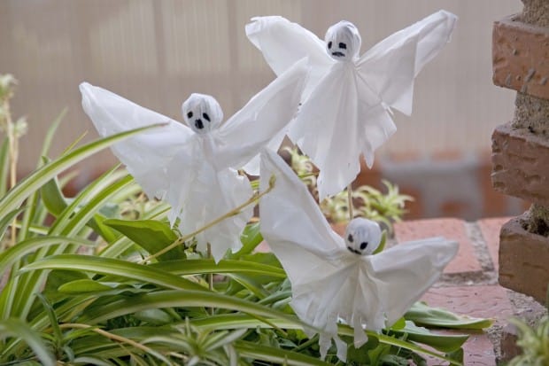 Fantasmas para decorar en Halloween